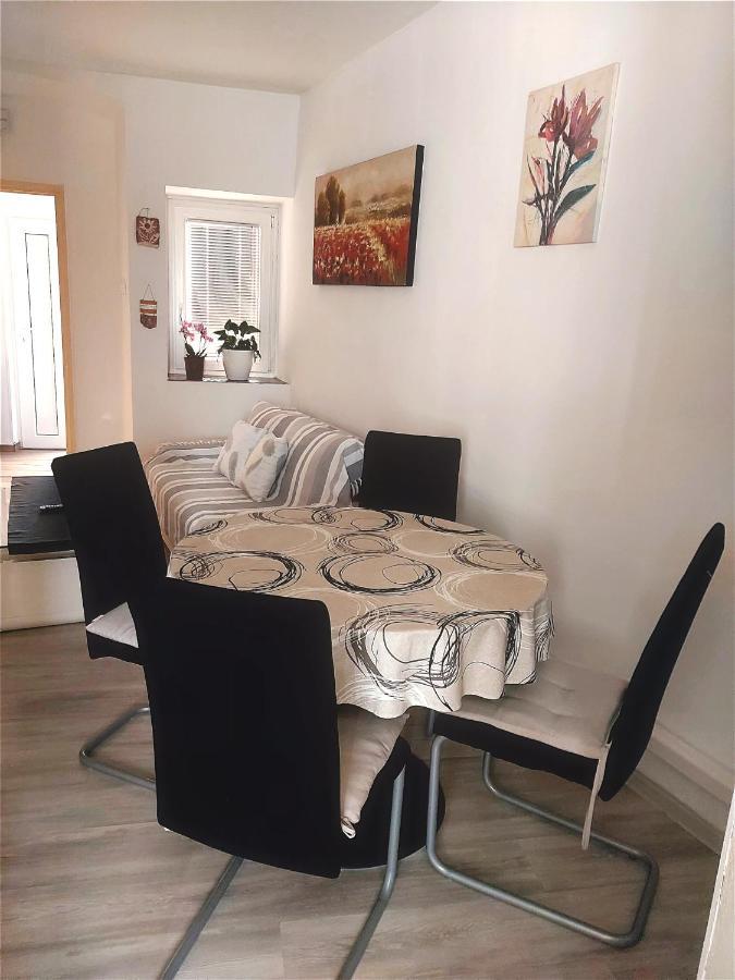 Apartma_Samy Izola Esterno foto